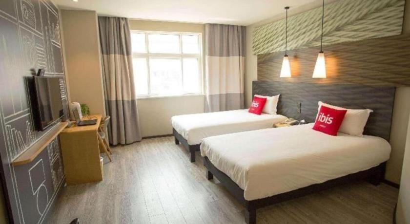 Hotel Ibis Xi'An First Gaoxin Rd Esterno foto